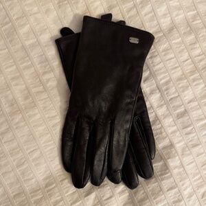 Black leather gloves
